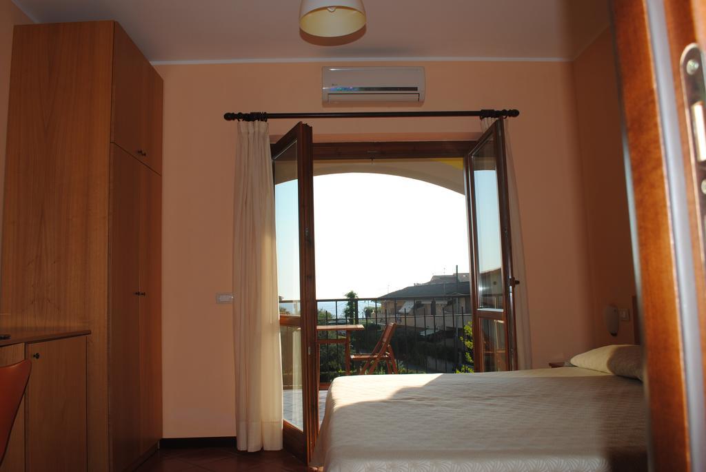 Larus Hotel Sangineto Exterior photo